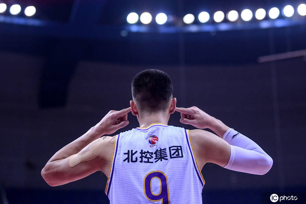 新疆广汇集结日手感冰凉,志在中超名次提升,震撼外界,控场能力受关注的简单介绍 新疆广汇集结日手感冰凉,志在中超名次提升,震撼外界,控场能力受关注的简单介绍